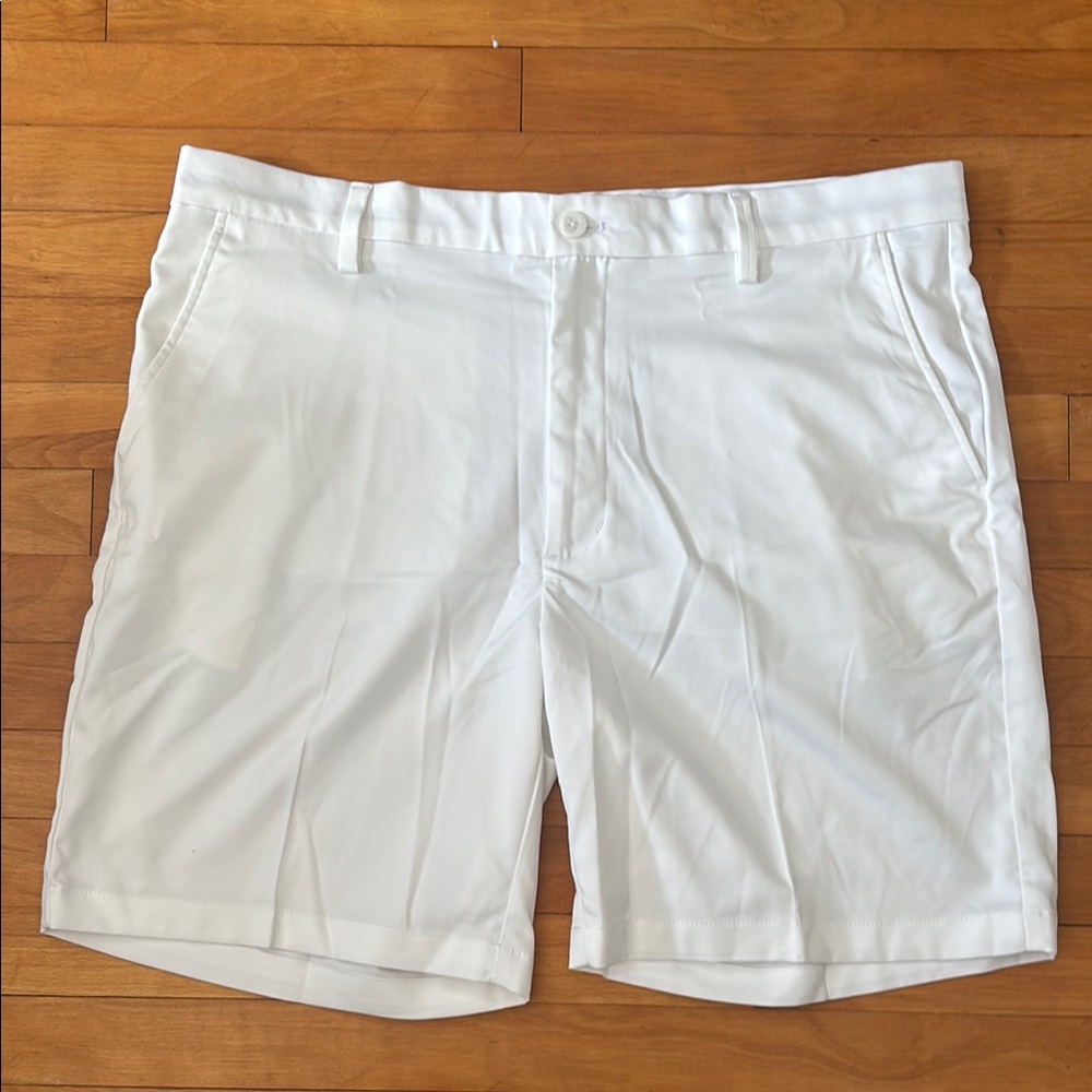 Amazon Essentials White Flat Front Shorts